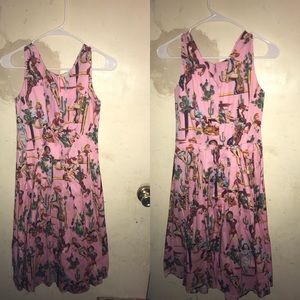 Pin-up girl style dress with print